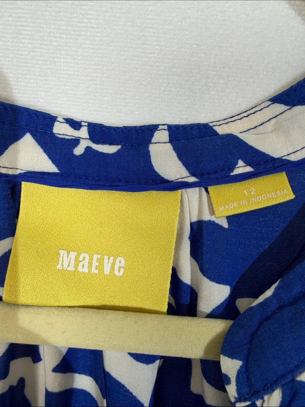 Anthropologie Maeve Enna Top Blouse Size 12 Blue White Bird Print EUC - Picture 3 of 8